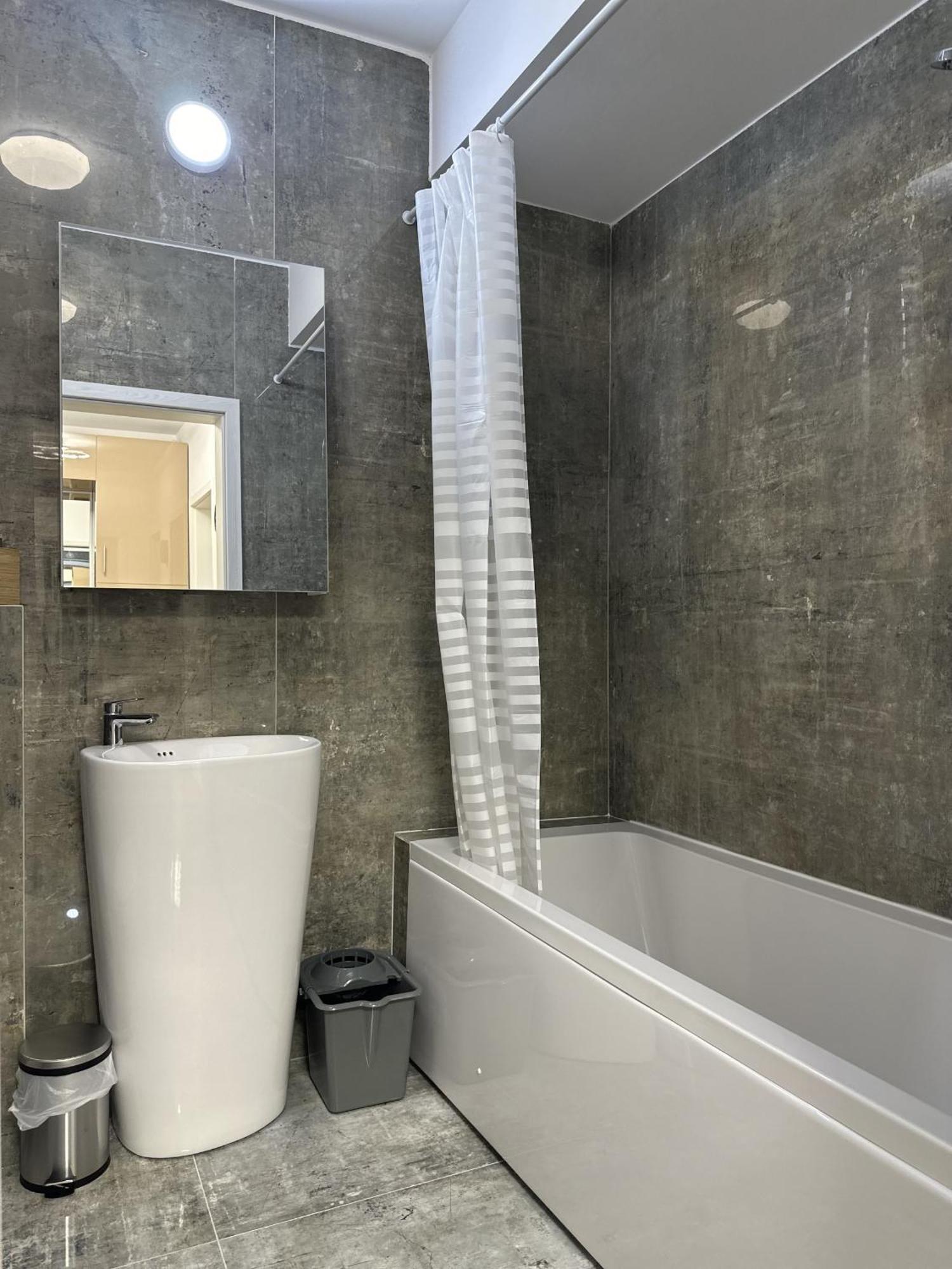 Sky Garden Panoramic View Apartment Букурещ Екстериор снимка