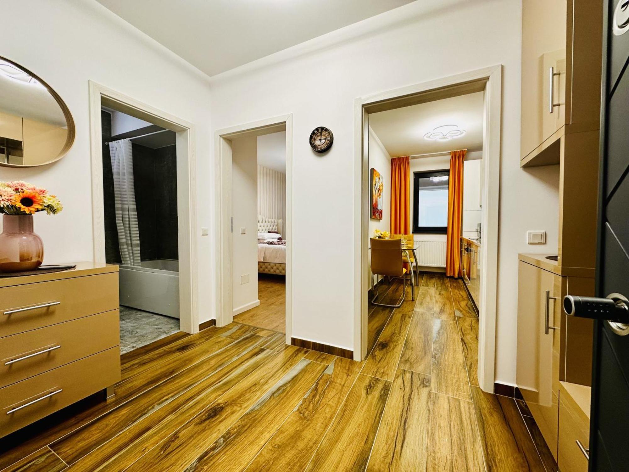 Sky Garden Panoramic View Apartment Букурещ Екстериор снимка